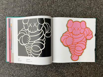 KAWS: FAMILY