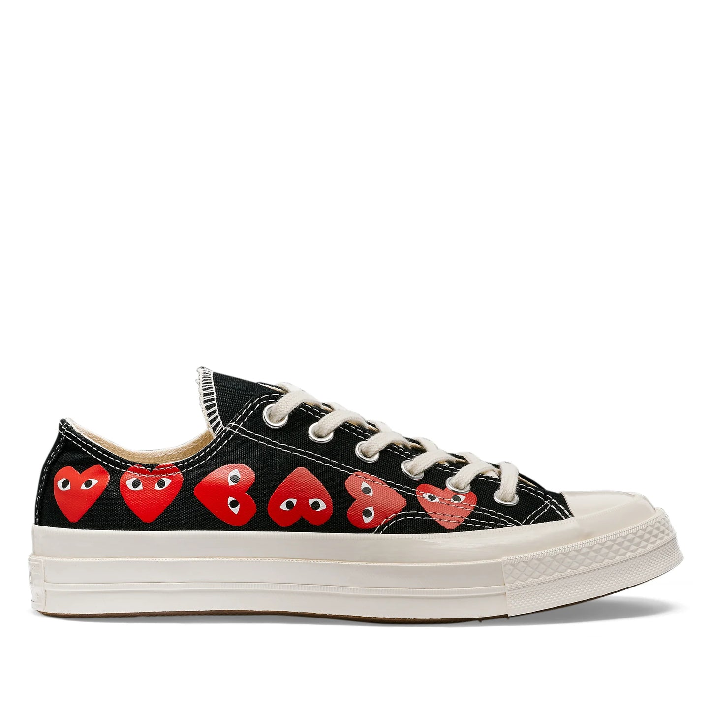 CDG PLAY X CONVERSE BLACK LOW TOP SNEAKERS, MULTI HEART